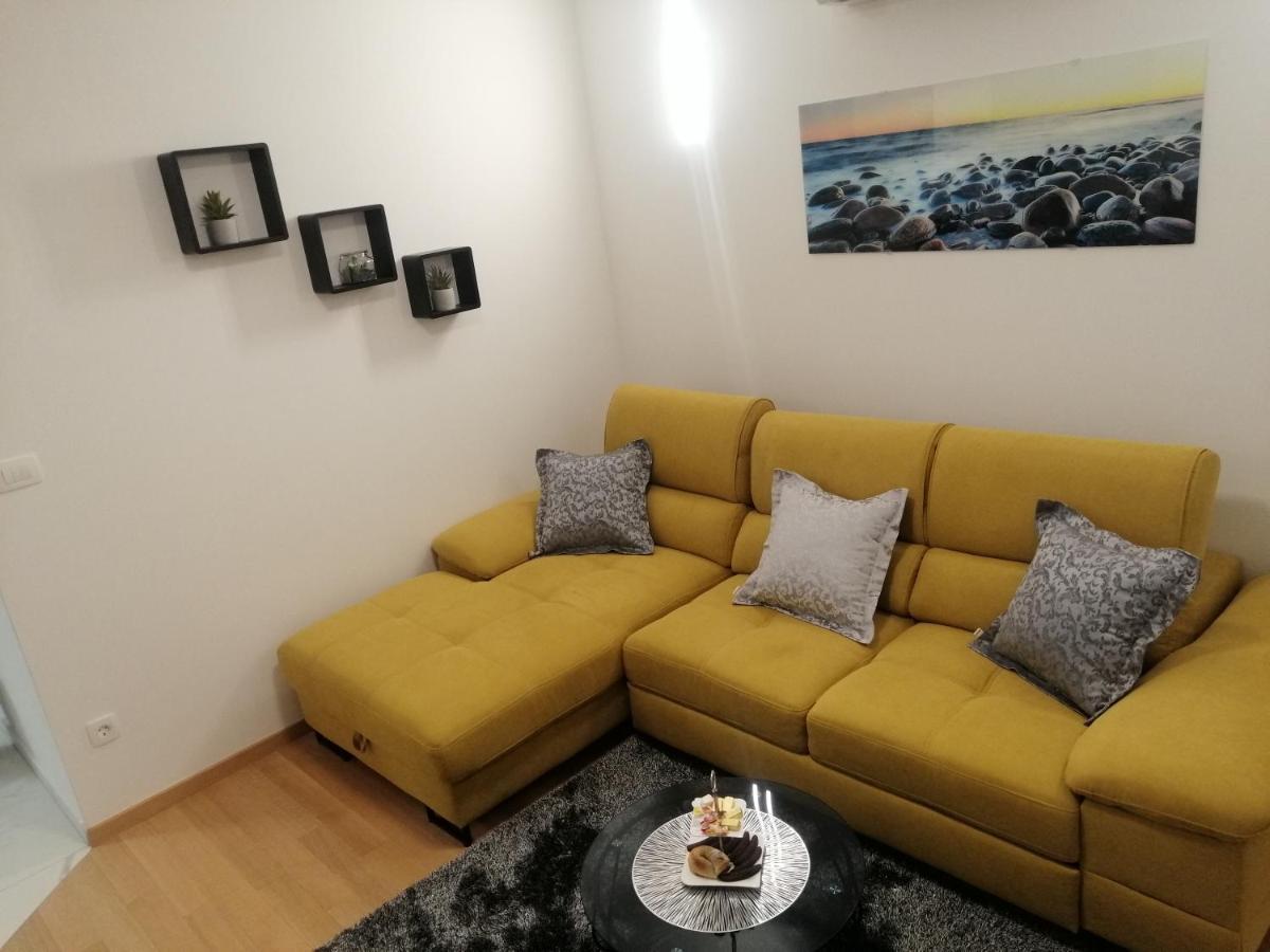 Luxury Apartment Queen Salona Kültér fotó